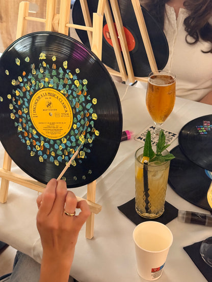 Atelier Paint & Sip DIY : Peinture sur Vinyle – Barcelone 19/05